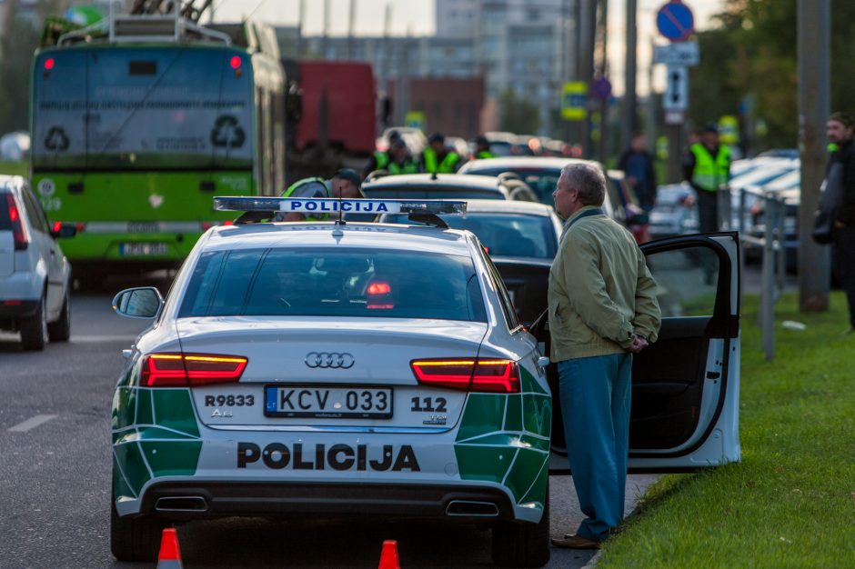 Neblaivus vairuotojas prisižaidė – gali būti konfiskuotas darbdavio automobilis