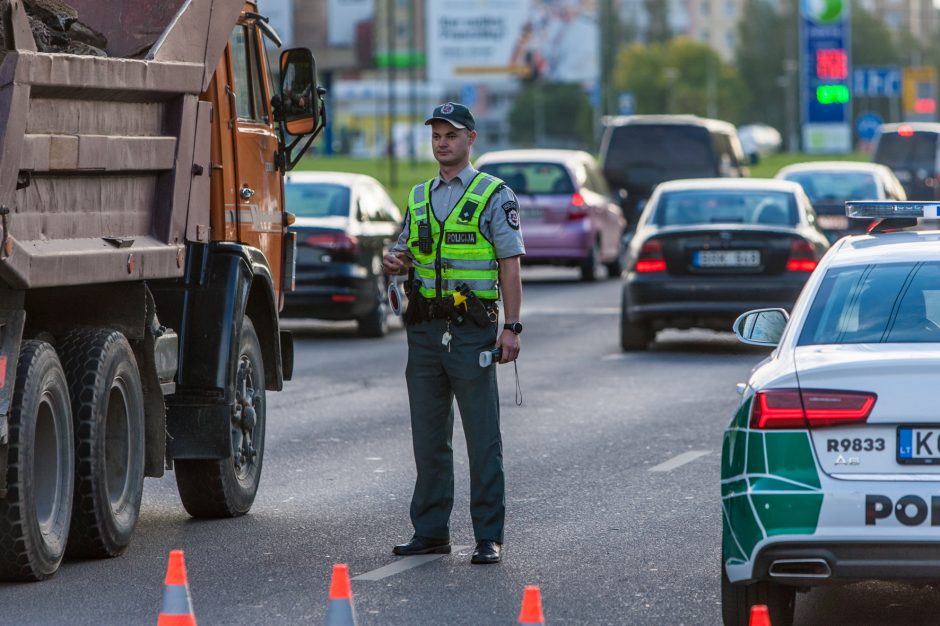 Neblaivus vairuotojas prisižaidė – gali būti konfiskuotas darbdavio automobilis