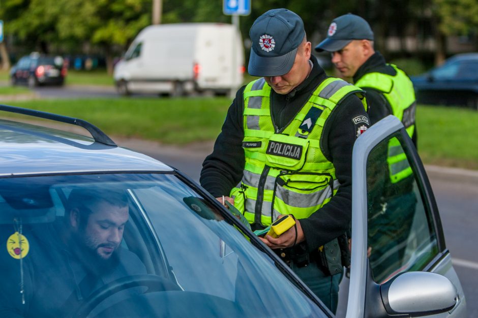 Neblaivus vairuotojas prisižaidė – gali būti konfiskuotas darbdavio automobilis