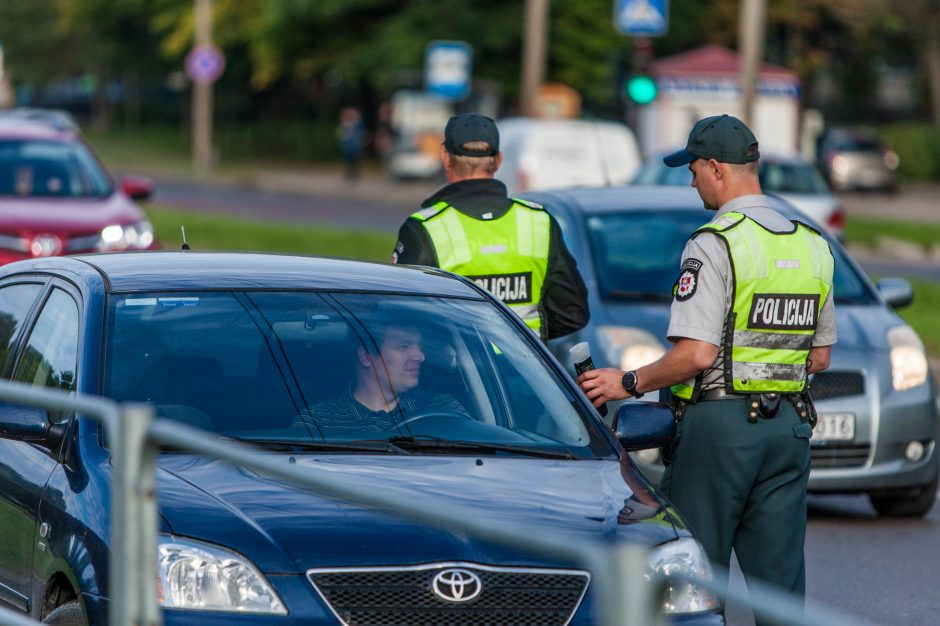 Neblaivus vairuotojas prisižaidė – gali būti konfiskuotas darbdavio automobilis