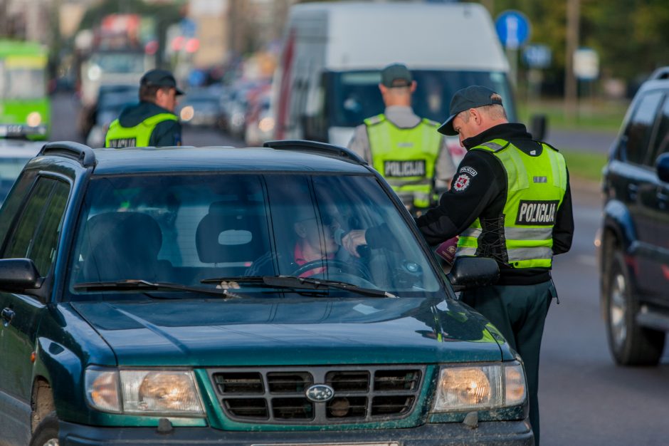 Neblaivus vairuotojas prisižaidė – gali būti konfiskuotas darbdavio automobilis