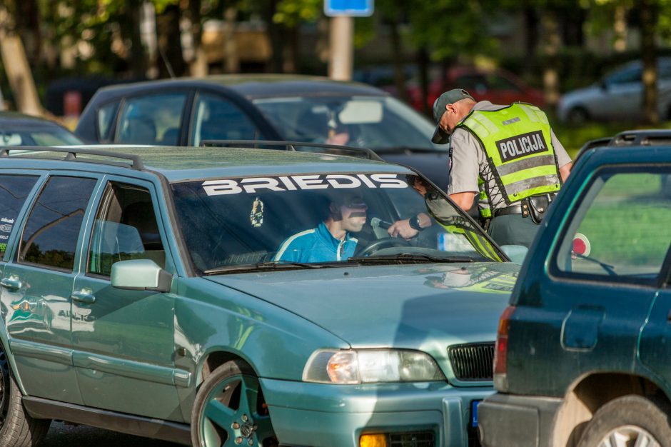 Neblaivus vairuotojas prisižaidė – gali būti konfiskuotas darbdavio automobilis