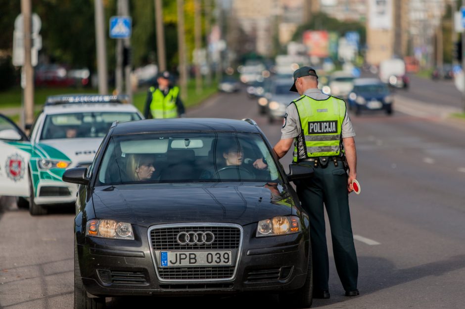 Neblaivus vairuotojas prisižaidė – gali būti konfiskuotas darbdavio automobilis