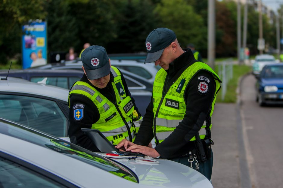 Neblaivus vairuotojas prisižaidė – gali būti konfiskuotas darbdavio automobilis