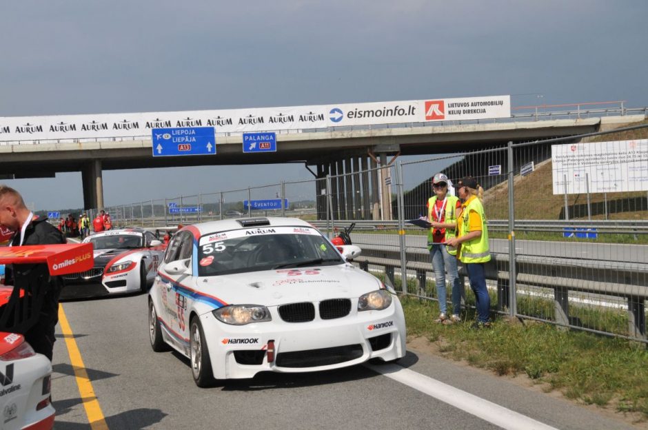 Žvilgsnis į 1000 km lenktynes iš teisėjų bokštelio