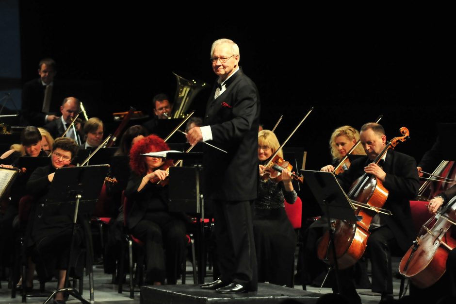 Jaunųjų talentų festivalis: pasirodymas su orkestru ir garsiais dirigentais