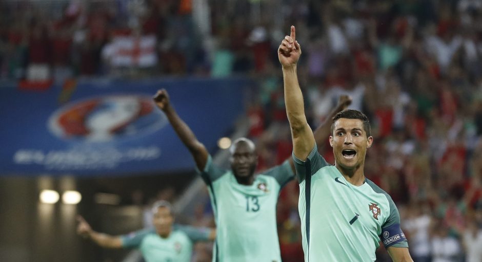 Velso futbolininkus patiesę portugalai žengė į finalą