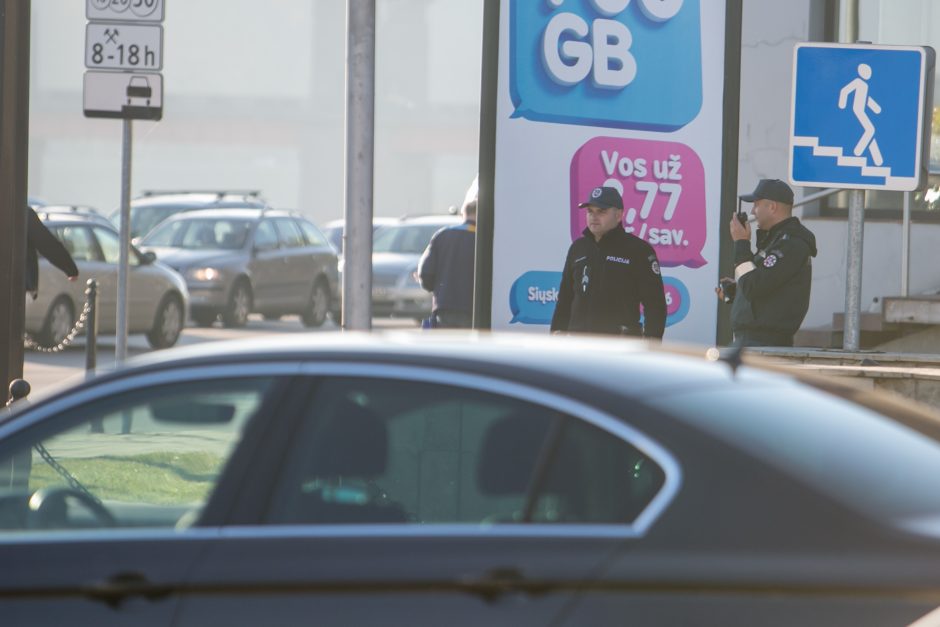 Policijos reidas Kaune: jei stabdytų visus pažeidėjus, nespėtų rašyti baudų