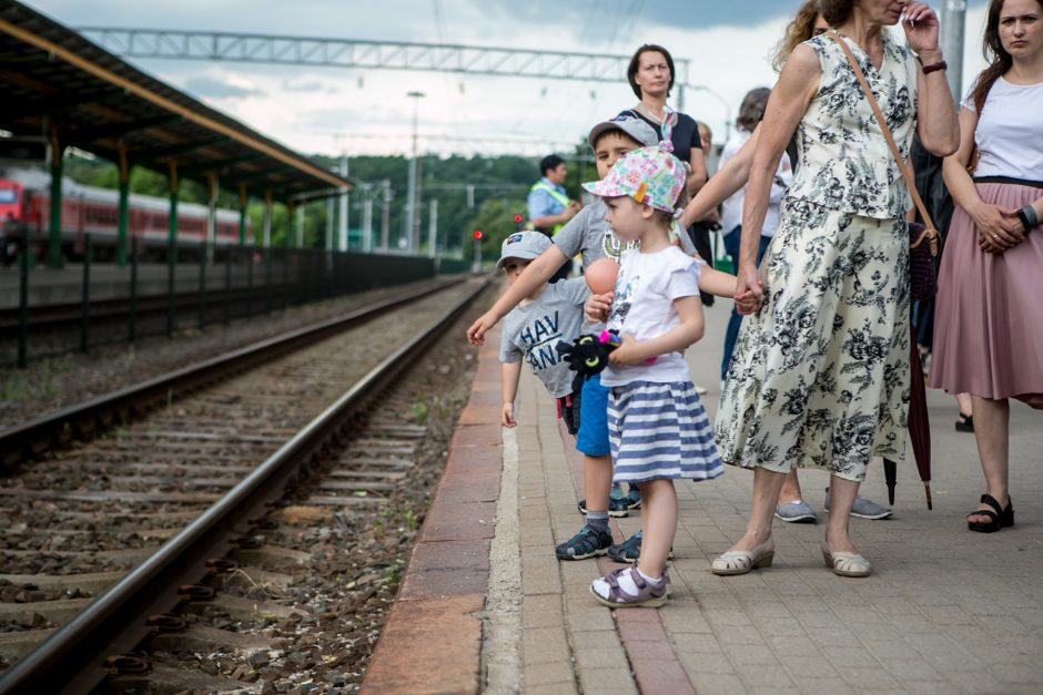 XII Kauno bienalės pradžią žymėjo išskirtinis performansas