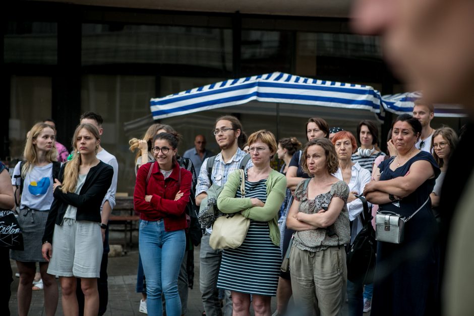 XII Kauno bienalės pradžią žymėjo išskirtinis performansas