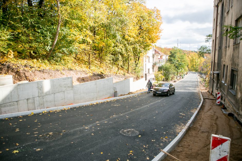 Po remonto atnaujintas eismas Žemaičių gatvės įkalne