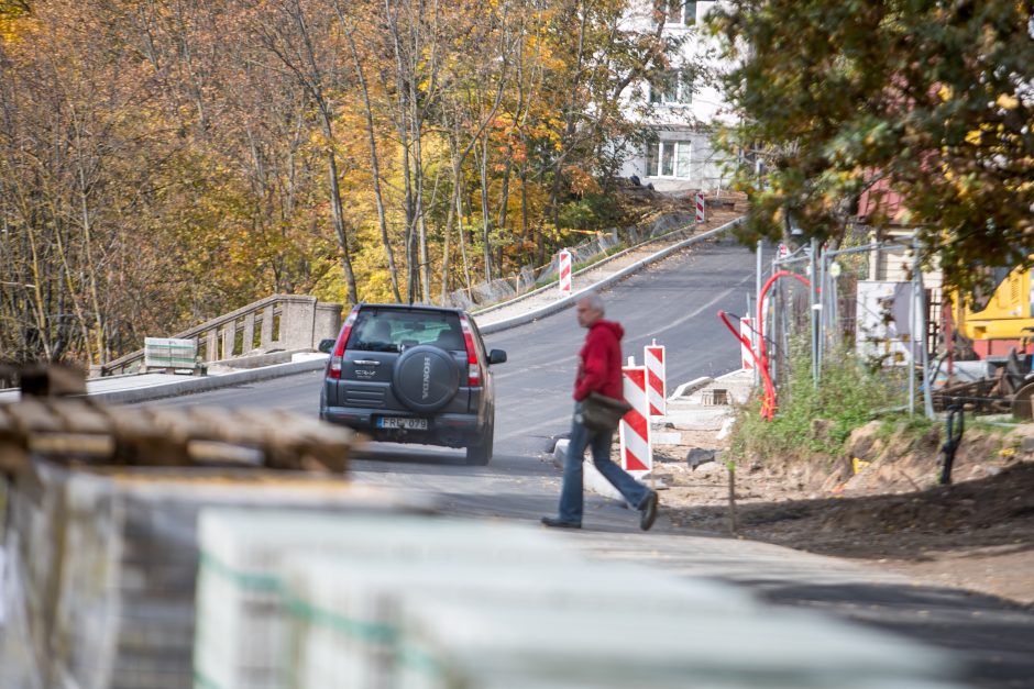 Po remonto atnaujintas eismas Žemaičių gatvės įkalne