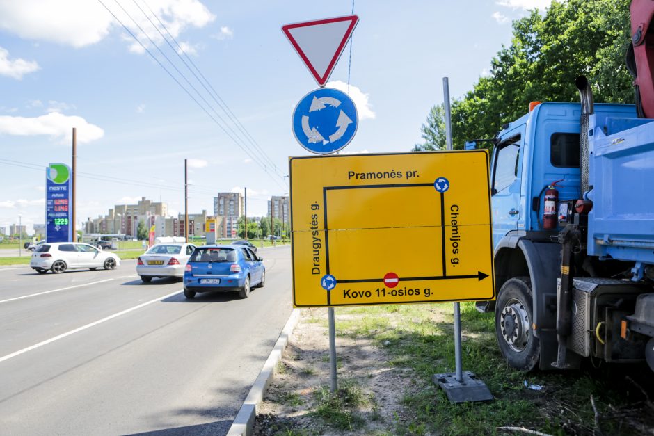 Vairuotojai, dėmesio: dalyje Kovo 11-osios gatvės ribojamas eismas