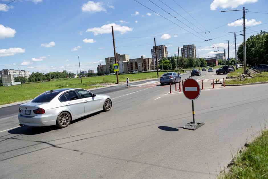 Vairuotojai, dėmesio: dalyje Kovo 11-osios gatvės ribojamas eismas