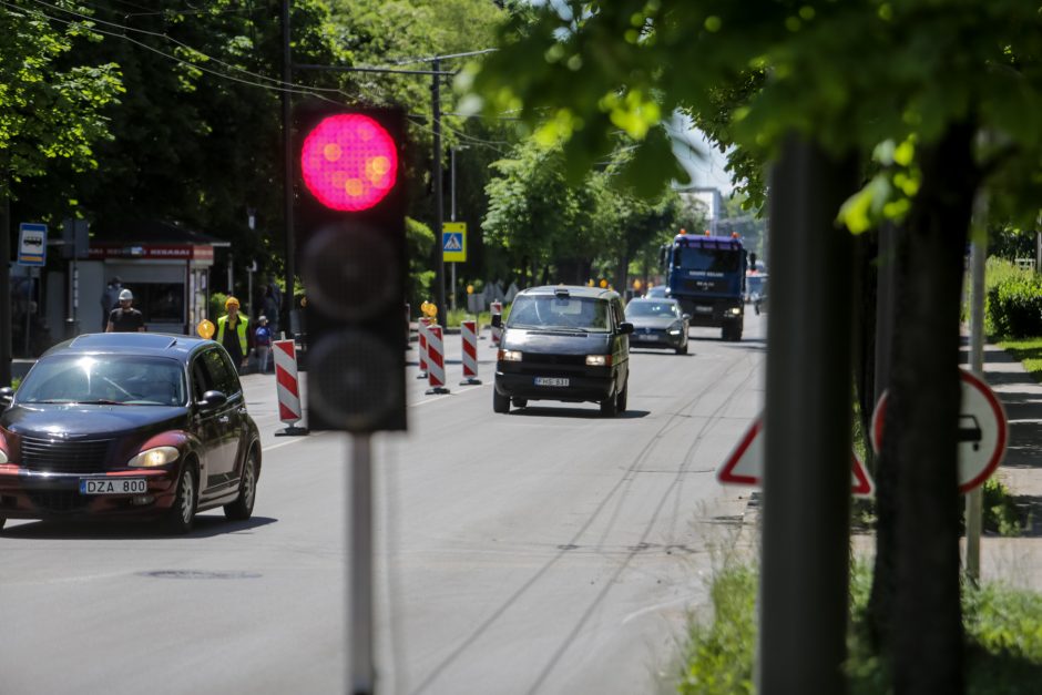 Vairuotojai, dėmesio: dalyje Kovo 11-osios gatvės ribojamas eismas