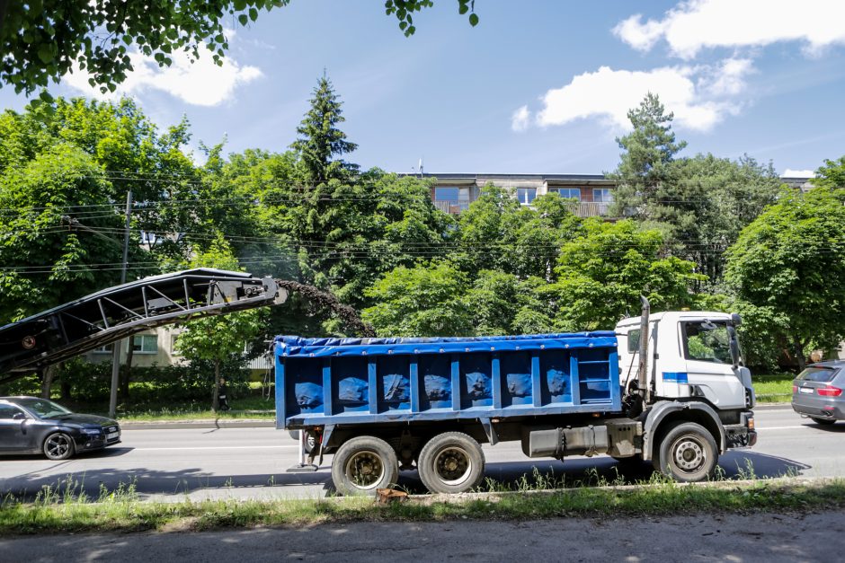 Vairuotojai, dėmesio: dalyje Kovo 11-osios gatvės ribojamas eismas