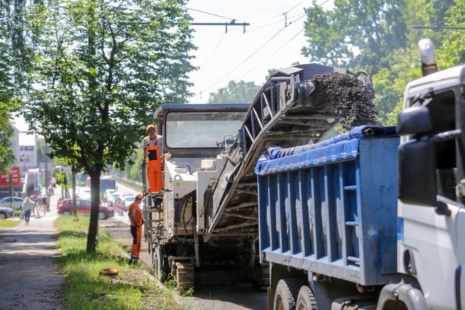 Vairuotojai, dėmesio: dalyje Kovo 11-osios gatvės ribojamas eismas