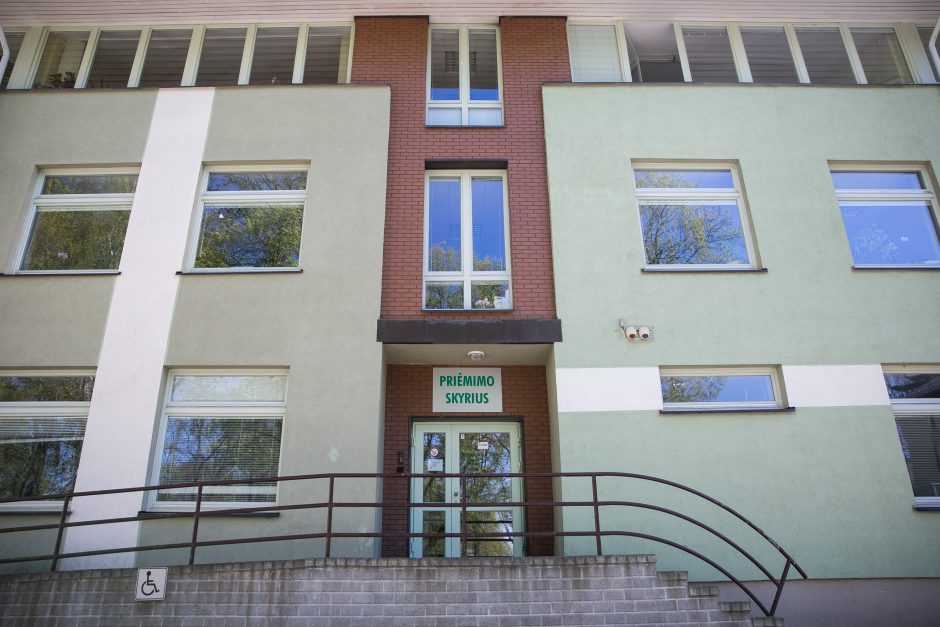 Vilniaus psichikos sveikatos centras už 5,18 mln. eurų parduoda pastatų kompleksą Vasaros gatvėje