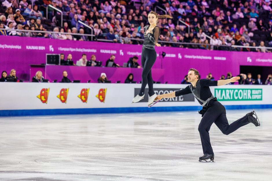 Kaune prasidėjo Europos dailiojo čiuožimo čempionatas