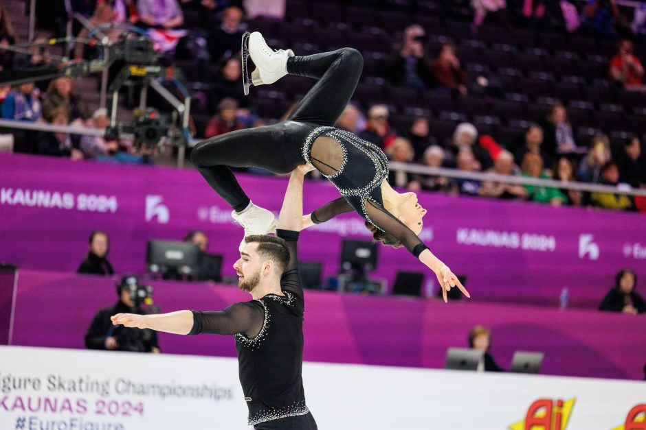 Kaune prasidėjo Europos dailiojo čiuožimo čempionatas