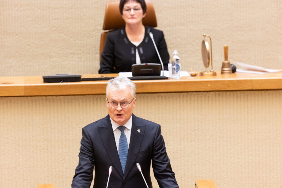 Prisiekę Seimo nariai imsis darbų: oficialiai startavo 2024–2028 m. parlamento kadencija