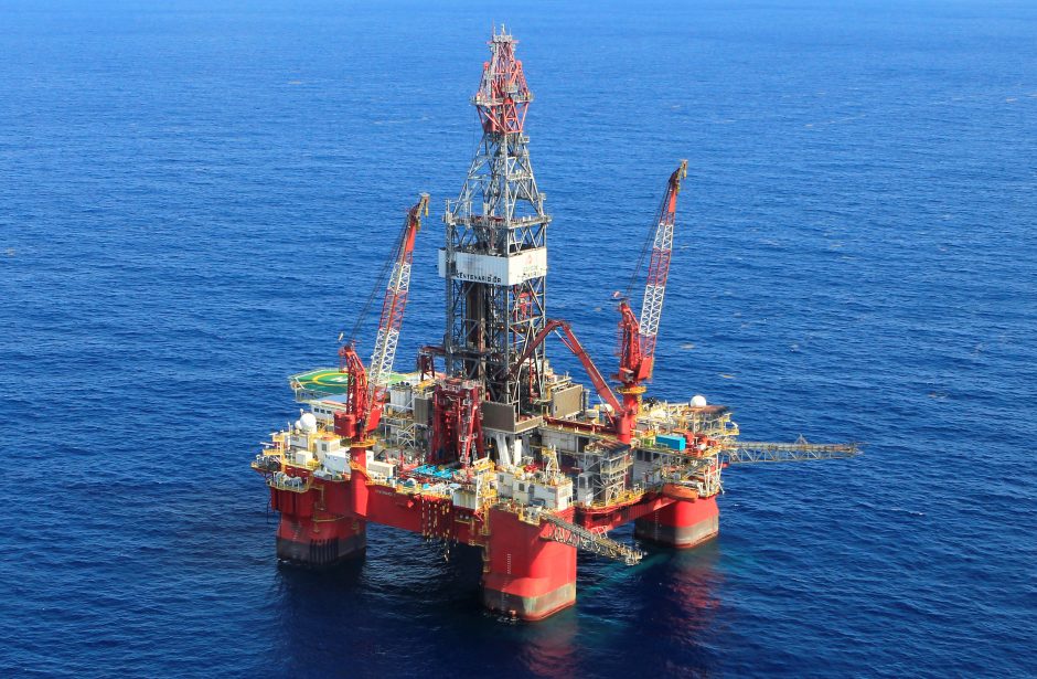 Meksikos įlankoje užsiliepsnojo JAV naftos gavybos platforma