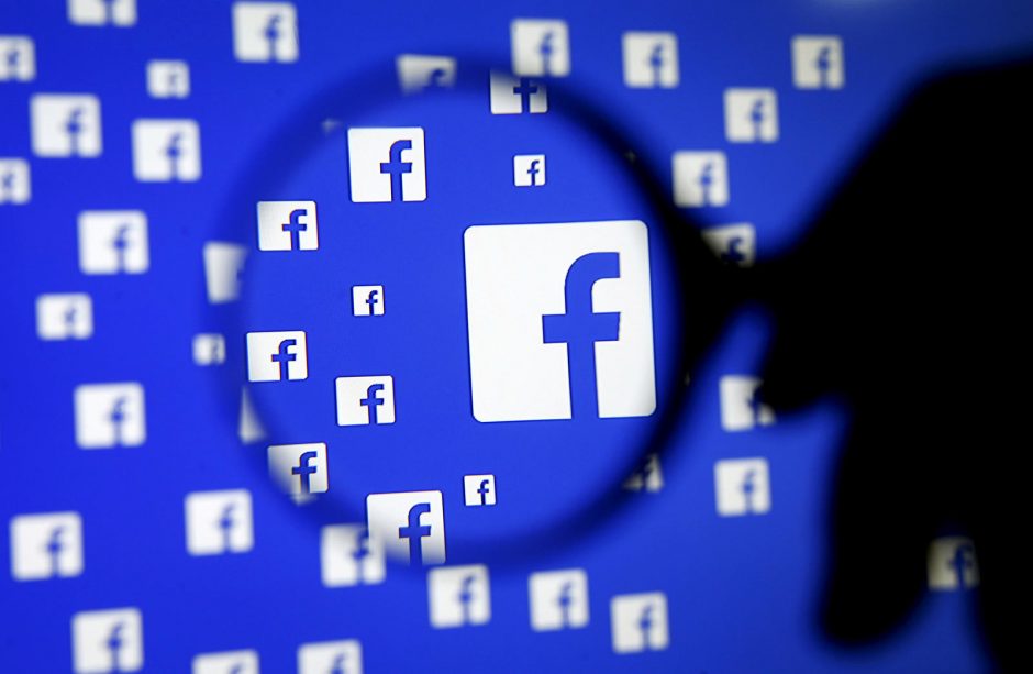 Socialiniam tinklui „Facebook“ sukanka 20 metų
