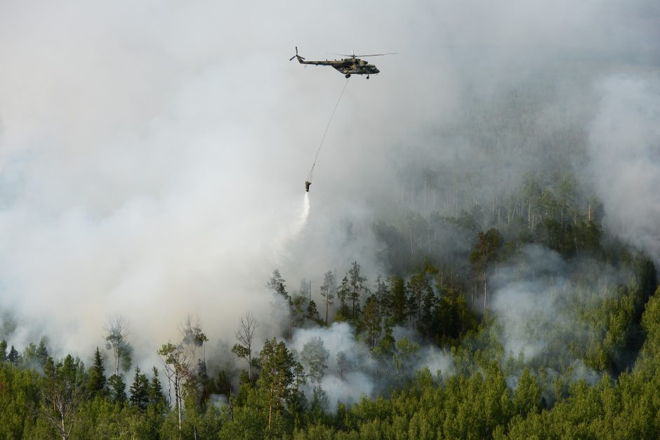 Sibiras dūsta nuo miškų gaisrų sukelto smogo