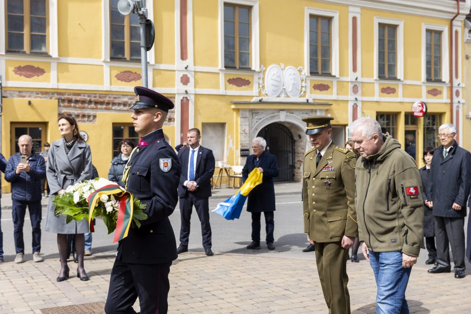 Karo aukas pagerbusi Seimo pirmininkė: tai proga prisiminti, prie ko priveda agresija