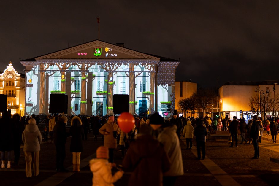 Vilnius 700 metų jubiliejų pasitiko ryškiai