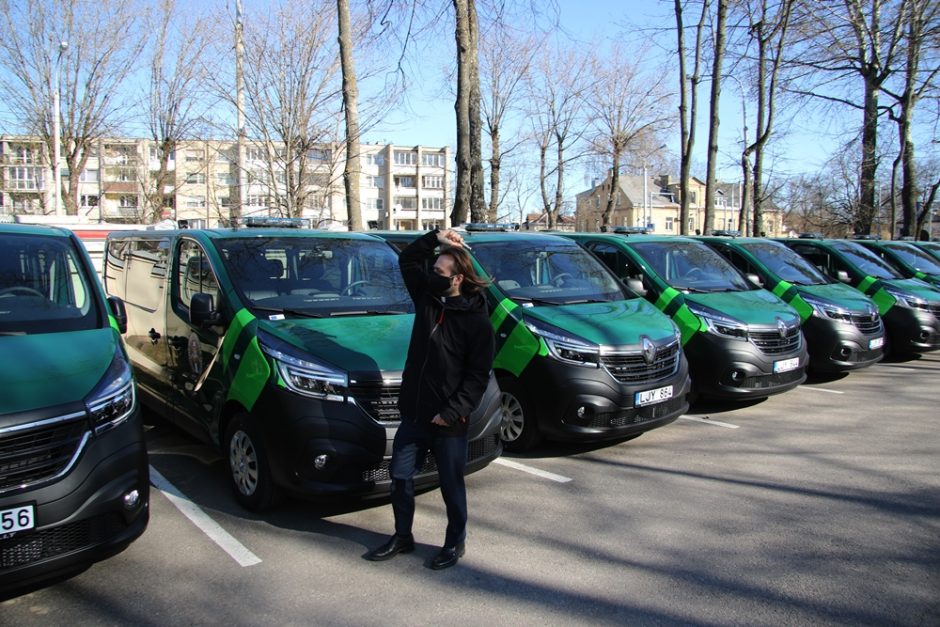 Už ES lėšas pasieniečiai įsigijo 12 naujų mikroautobusų