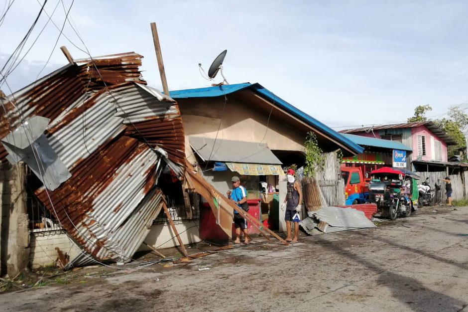 Filipinuose taifūno aukų padaugėjo iki 50