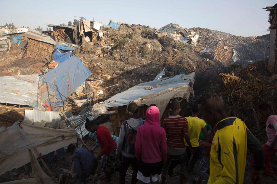 Etiopijoje sąvartyno griūties aukų padaugėjo iki 72