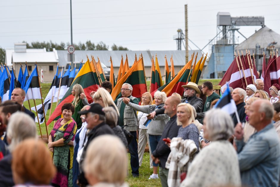 Minėdami Baltijos kelio 35-metį Lietuvos ir Latvijos prezidentai pabrėžė vienybės galią