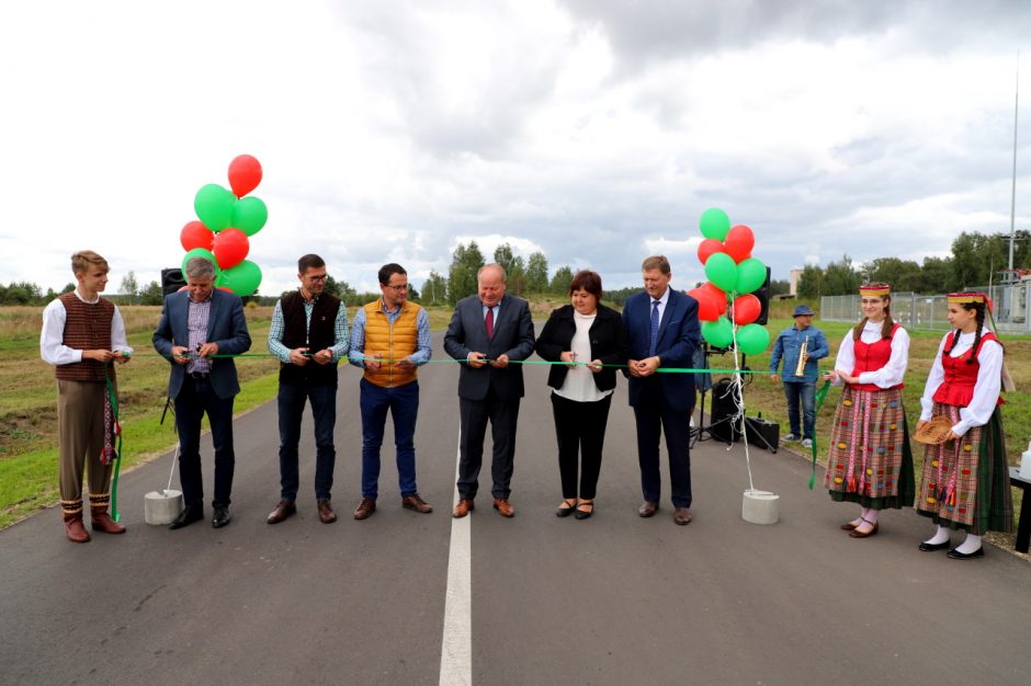 Atidarytas kelias nuo Vilemų kaimo iki Ežerėlio miesto