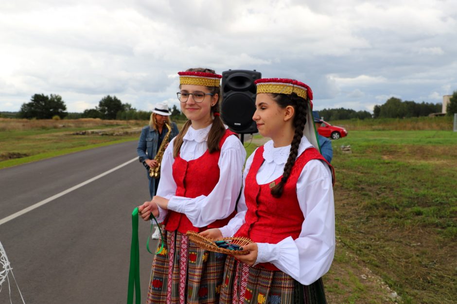 Atidarytas kelias nuo Vilemų kaimo iki Ežerėlio miesto