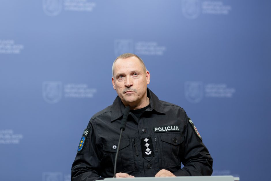 A. Paulauskas: pradedantis policijos pareigūnas turi gauti 1,5 tūkst. eurų