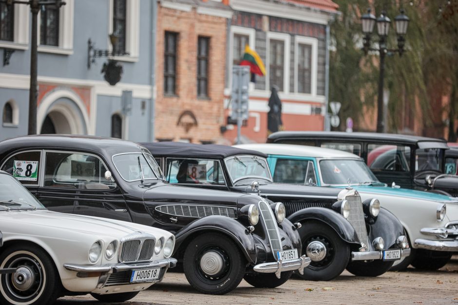 Sumušęs visus rekordus nudundėjo jubiliejinis „Kauno rudens“ ralis