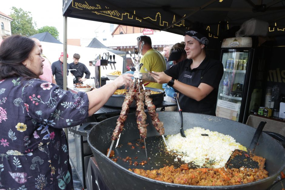 Šokti – džiazo ritmu