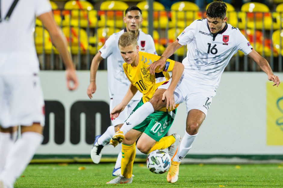 Lietuvos futbolo rinktinė sužaidė lygiosiomis su albanais