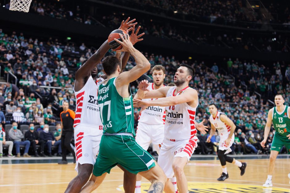  			 Antruosius šansus dovanojęs „Žalgiris” nusileido „Olympiakos”