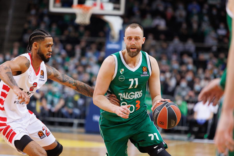  			 Antruosius šansus dovanojęs „Žalgiris” nusileido „Olympiakos”