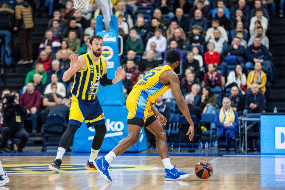 Eurolyga: Stambulo „Fenerbahče“ – Tel Avivo „Maccabi“ 109:74