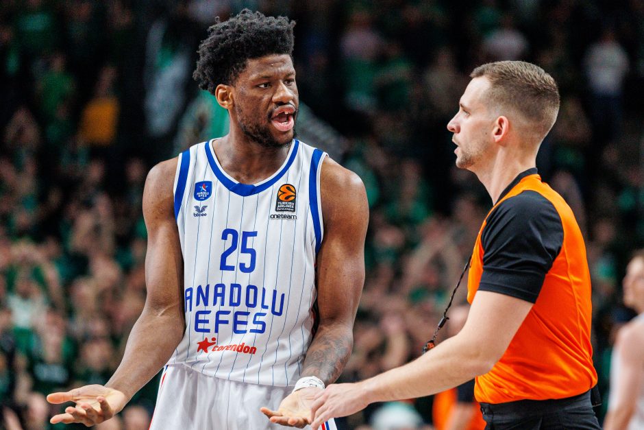  „Žalgiris“ namų arenoje įveikė „Anadolu Efes“ krepšininkus