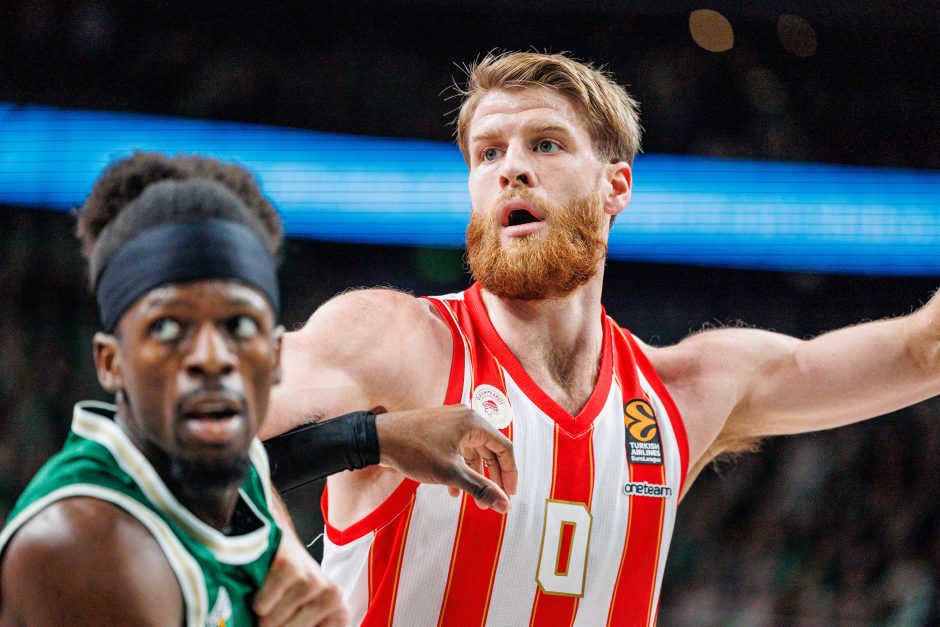 Ilgą laiką pirmavęs „Žalgiris“ nusileido „Olympiacos“ ekipai