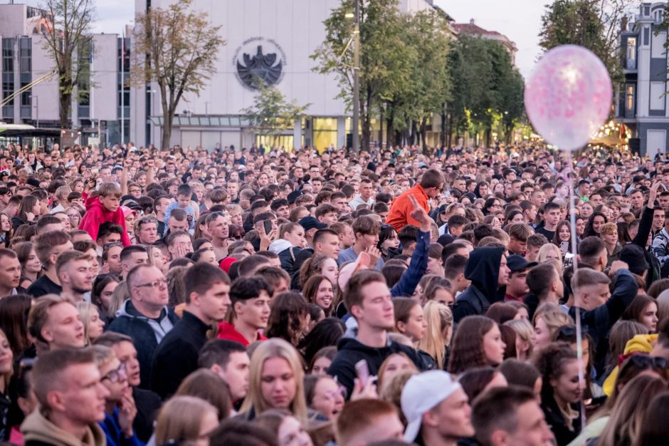 Rugsėjo 1-ąją Kauno universitetai šventė kartu: mieste – nemokamas koncertas ir šviesų šou