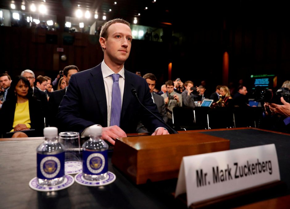 Eurokomisaras perspėjo „Meta“ vadovą M. Zuckerbergą dėl dezinformacijos