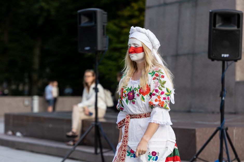 Eitynėmis ir mitingu Vilniuje baltarusiai paminėjo prezidento rinkimų metines 