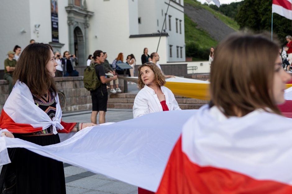 Eitynėmis ir mitingu Vilniuje baltarusiai paminėjo prezidento rinkimų metines 