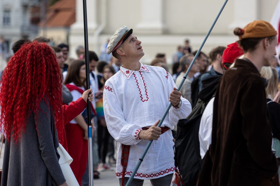 Eitynėmis ir mitingu Vilniuje baltarusiai paminėjo prezidento rinkimų metines 